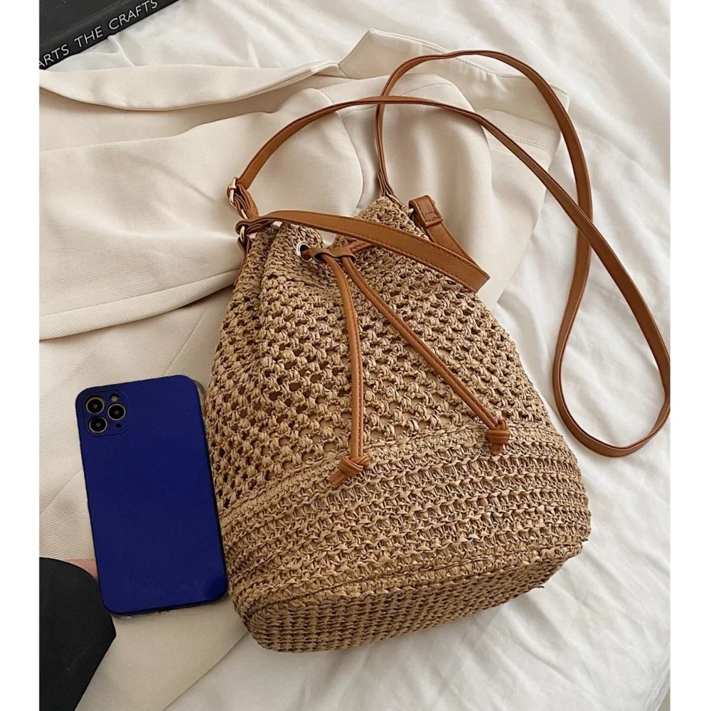 Boho Straw Vegan Leather Strap Bucket Crossbody Bag - Picture 5 of 7